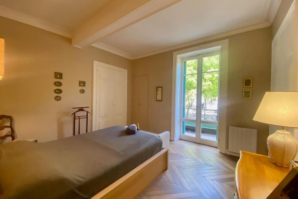 L'historien - Avec Balcon Coeur De Apartment Nîmes